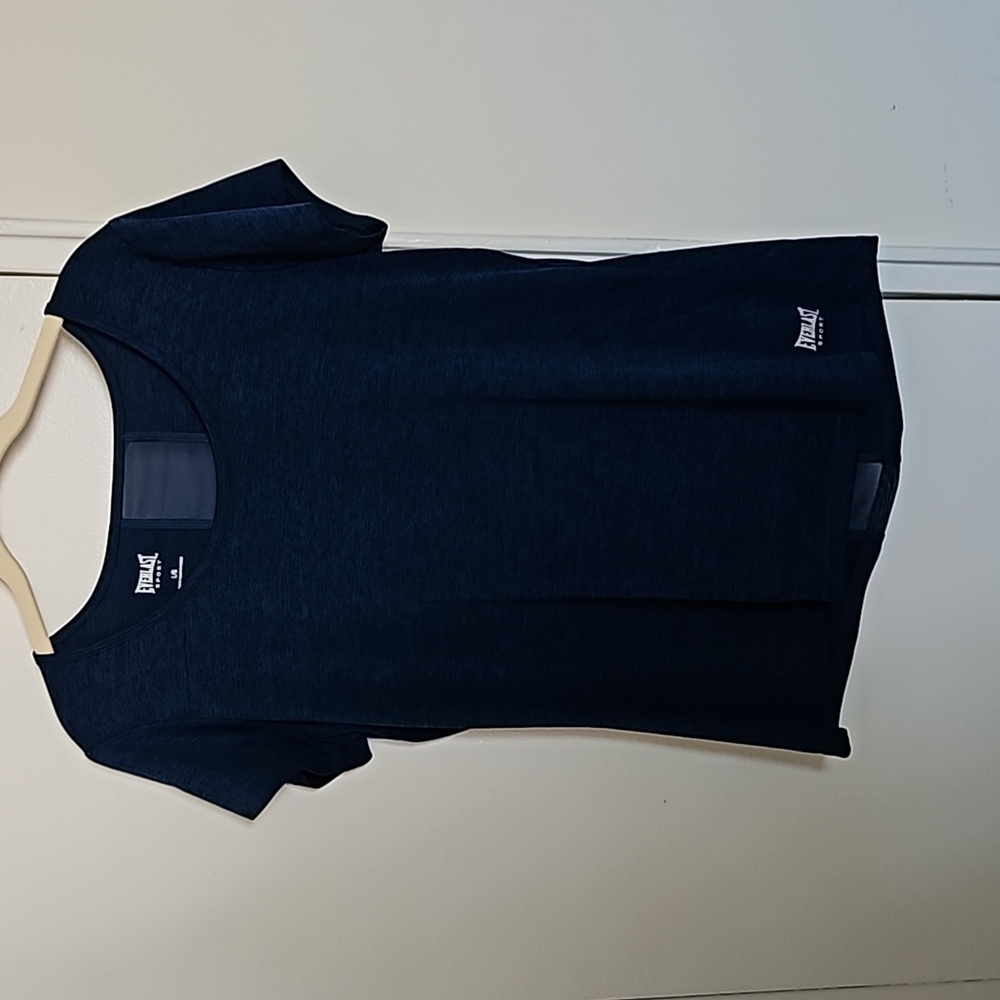 Everlast sport navy workout top, size L